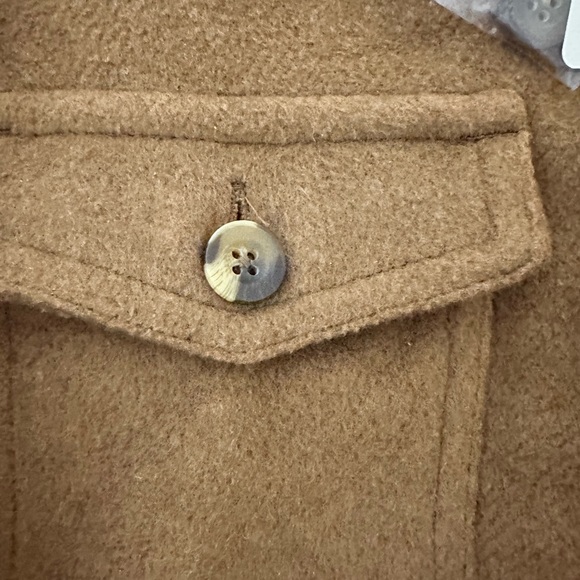 Shacket - Picture 4 of 7